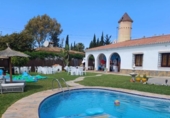 Xalet independent amb terreny en venda a la España, Estepona, ref.: TR395428 foto