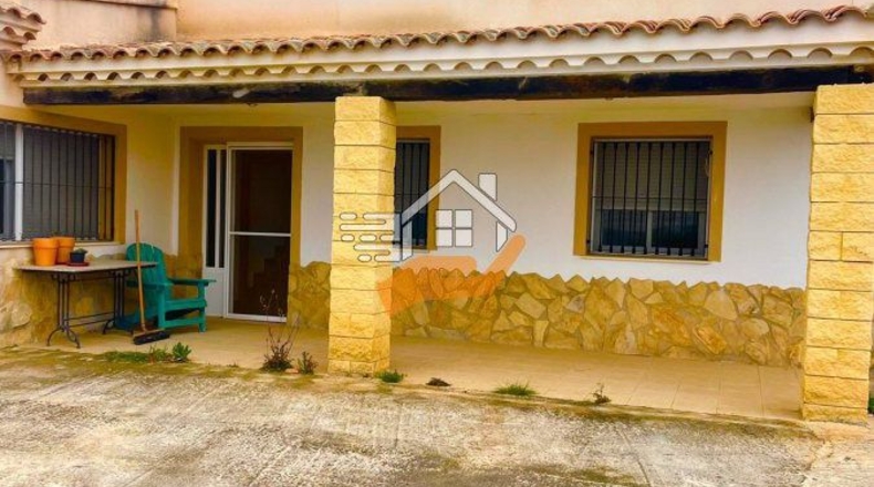 Almería - Велес-Бланко - 12000m2
