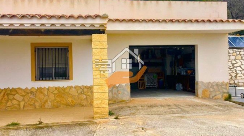 Almería - Велес-Бланко - 12000m2