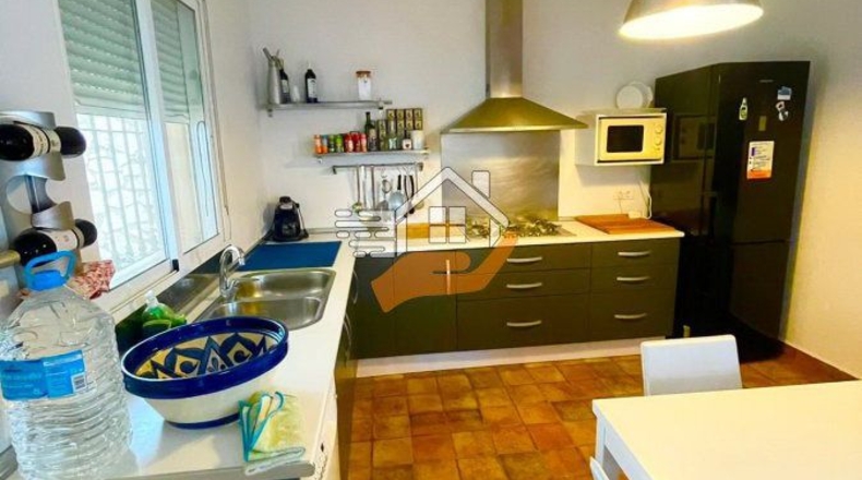 Almería - Велес-Бланко - 12000m2