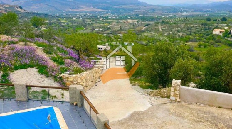 Almería - Велес-Бланко - 12000m2