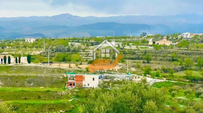 Almería - Велес-Бланко - 12000m2