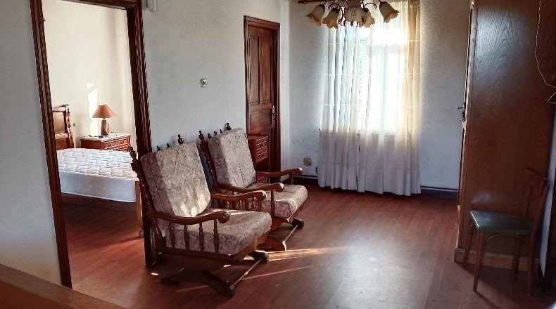 La Coruna - Куртис - 3000m2