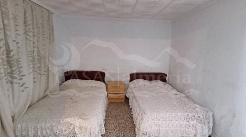 Almería - Уэркаль-Овера - 38000m2