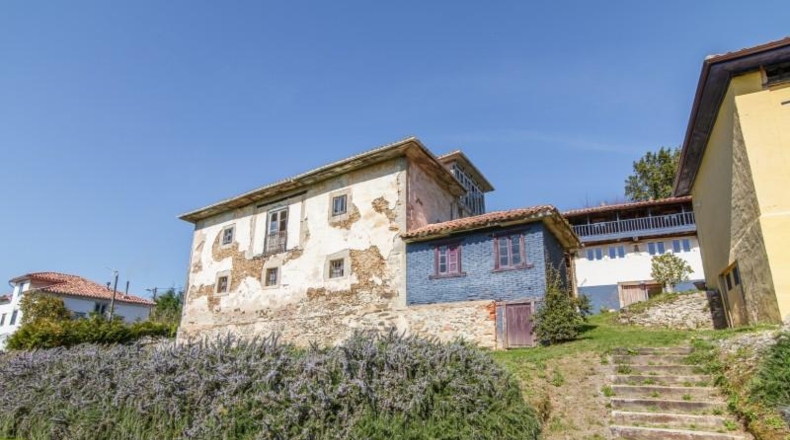 Astúries - Правиа - 2299m2