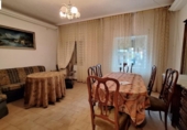 Дом с участком на продажу в городе Альбасете Фото