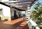 Chalet independiente con terreno en venta en la España, Málaga, ref: TR395516 foto