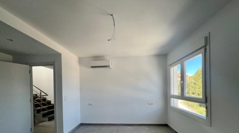 Аликанте - Pedreguer - 225m2