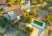 Chalet independiente con terreno en venta en la España, Valdepeñas de Jaén, ref: TR401346 foto