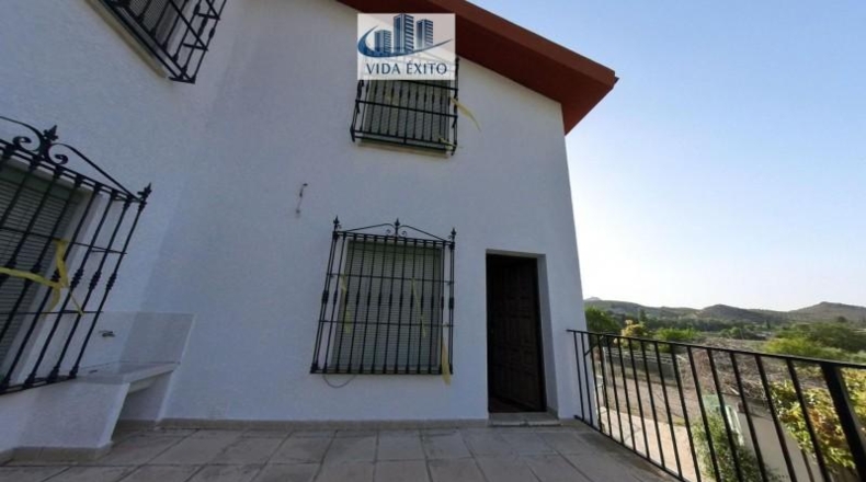 Jaén - Valdepeñas de Jaén - 1200m2