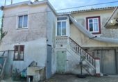 Отдельно стоящий дом с участком на продажу в городе Barrantes Фото