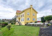 Chalet independiente con terreno en venta en la España, A Fraga de Fene, ref: TR401382 foto