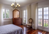 Chalet independiente con terreno en venta en la España, A Fraga de Fene, ref: TR401382 foto