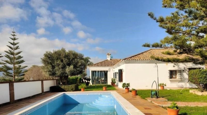 Cádiz - Los Barrios - 1120m2