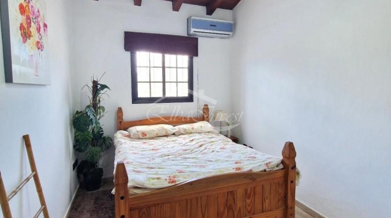 Santa Cruz de Tenerife - Puerto de la Cruz - 6500m2