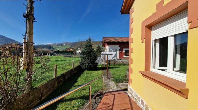 Cantabria - Los Corrales de Buelna - 322m2