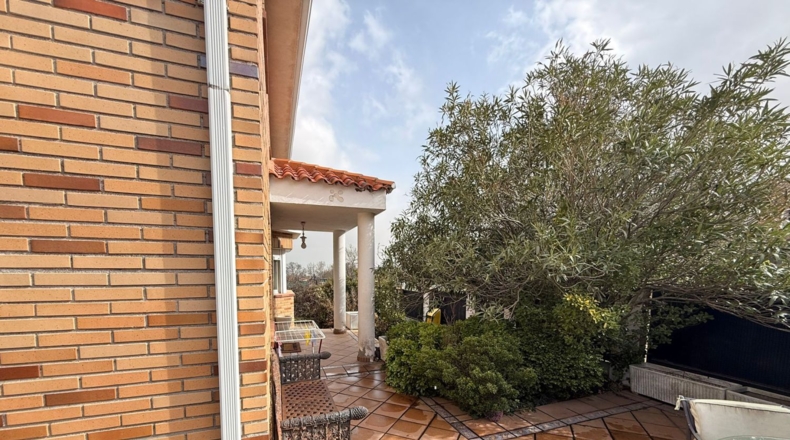 Comunidad de Madrid - Miraflores de la Sierra - 202m2