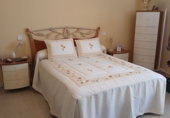Chalet independiente con terreno en venta en Colmenar de Oreja ref: TR396148 foto