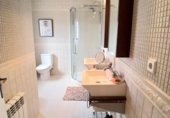 Chalet independiente con terreno en venta en Colmenar de Oreja ref: TR396148 foto