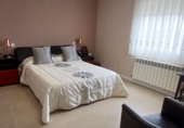 Chalet independiente con terreno en venta en Colmenar de Oreja ref: TR396148 foto