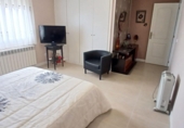 Chalet independiente con terreno en venta en Colmenar de Oreja ref: TR396148 foto