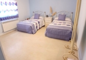 Chalet independiente con terreno en venta en Colmenar de Oreja ref: TR396148 foto