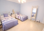 Chalet independiente con terreno en venta en Colmenar de Oreja ref: TR396148 foto