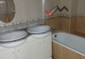 Отдельно стоящий дом с участком на продажу в городе Torrijos. Фото