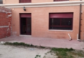 Отдельно стоящий дом с участком на продажу в городе Torrijos. Фото