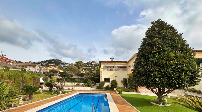 Gerona - Lloret de Mar - 794m2