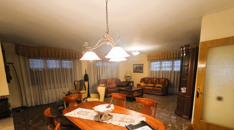 Tarragona - Л’Альдеа - 460m2