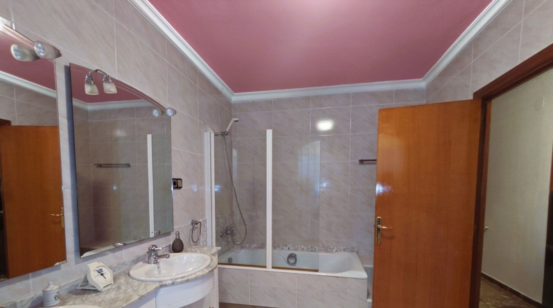 Tarragona - Л’Альдеа - 460m2