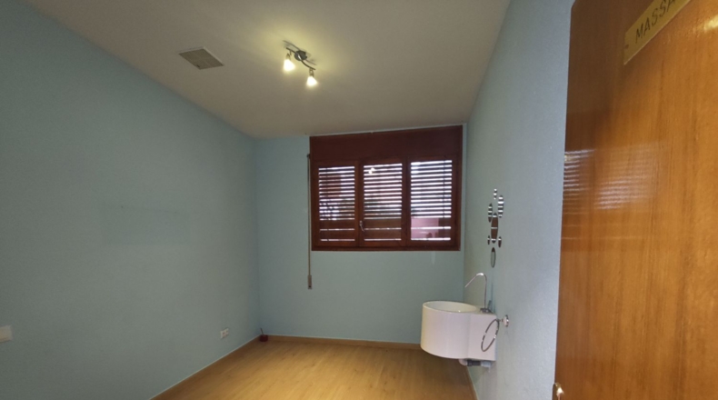 Tarragona - Л’Альдеа - 460m2