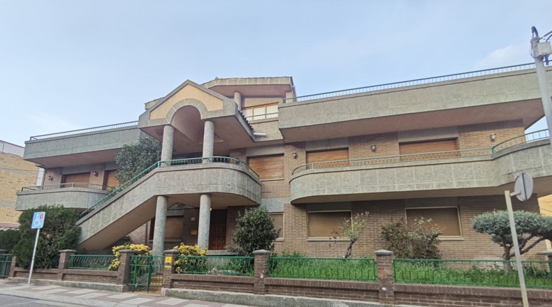 Tarragona - Л’Альдеа - 460m2