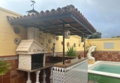 Chalet independiente con terreno en venta en Córdoba ref: TR396127 foto
