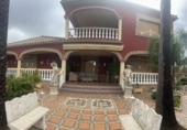 Chalet independiente con terreno en venta en Córdoba ref: TR396127 foto