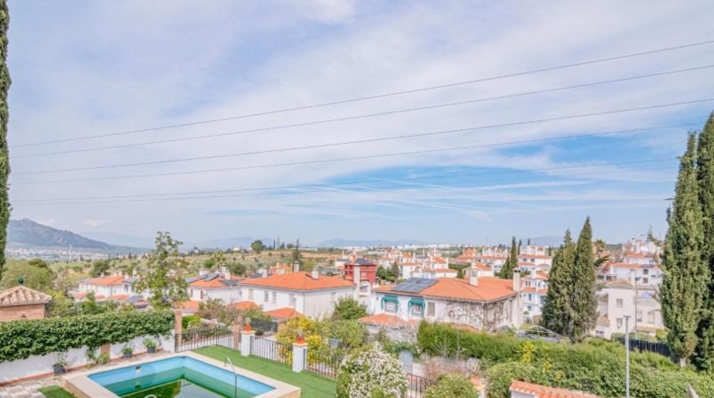 Granada - Peligros - 542m2