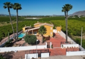 Chalet independiente con terreno en venta en la España, Orihuela, ref: TR401506 foto