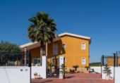 Chalet independiente con terreno en venta en la España, Orihuela, ref: TR401506 foto