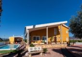 Chalet independiente con terreno en venta en la España, Orihuela, ref: TR401506 foto
