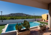 Chalet independiente con terreno en venta en la España, Orihuela, ref: TR401506 foto