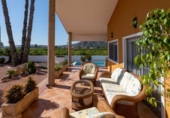 Chalet independiente con terreno en venta en la España, Orihuela, ref: TR401506 foto