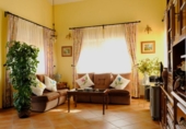 Chalet independiente con terreno en venta en la España, Orihuela, ref: TR401506 foto
