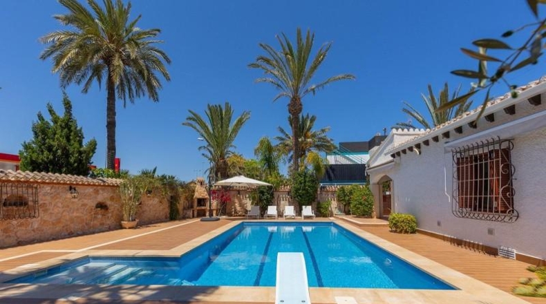 Alicante - Oriola - 540m2