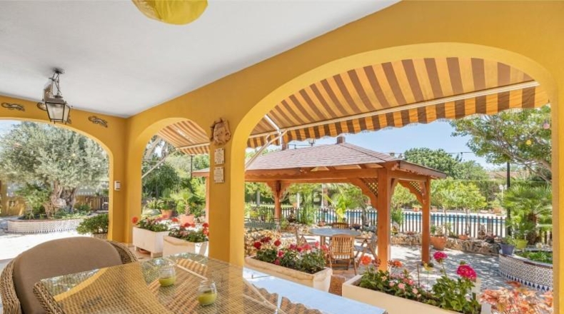 Alicante - Muchamiel - 1550m2