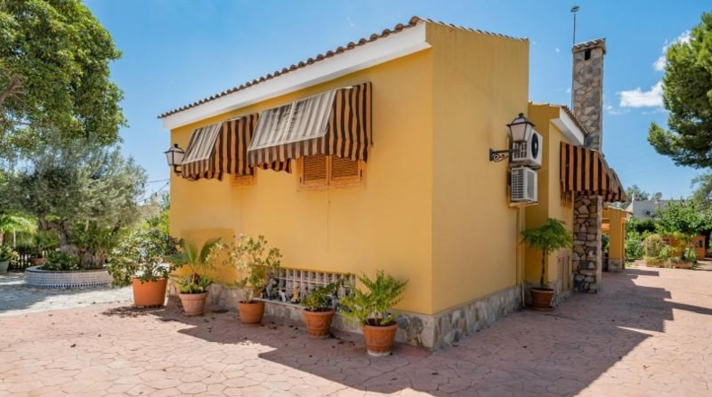 Alicante - Muchamiel - 1550m2