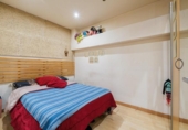 Дом с участком на продажу в городе Sant Feliu de Llobregat Фото