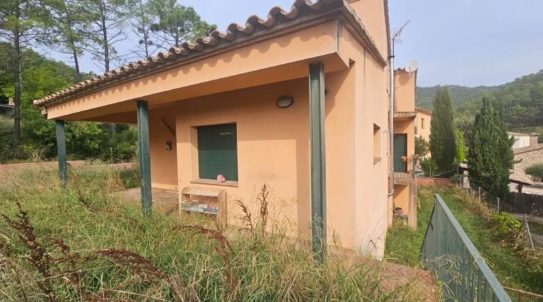 Gerona - Sant Llorenç de la Muga - 522m2