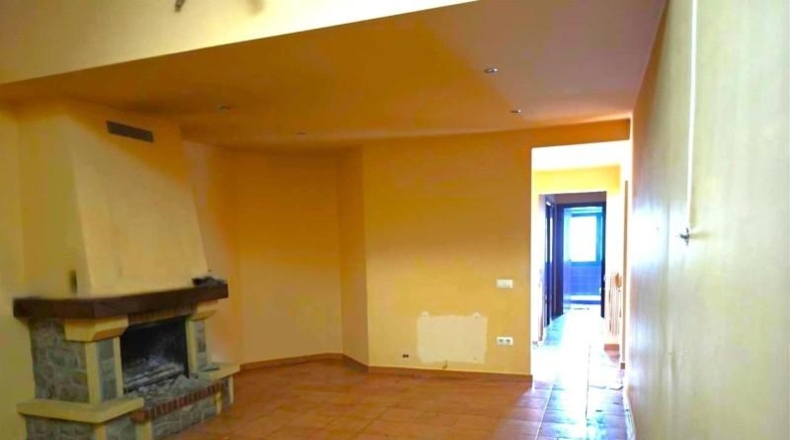 Gerona - Sant Llorenç de la Muga - 522m2