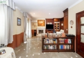 Chalet independiente con terreno en venta en la España, Atarfe, ref: TR396300 foto